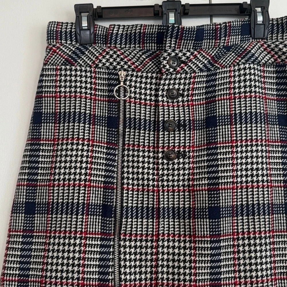 TOPSHOP Plaid A-Line Mini Skirt Womens Size 10 Brown Black Red Zip Button - Picture 3 of 8